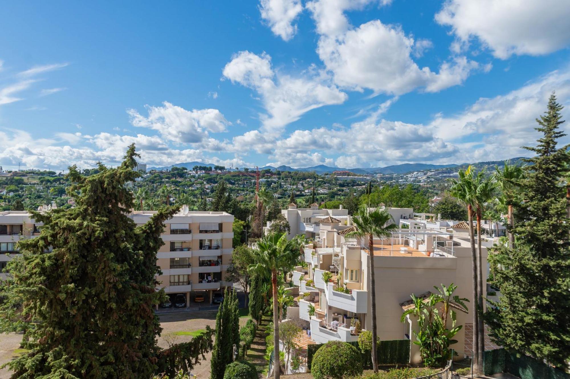 Newly Renovated Sunlit 3 Bdrm With Stunning Views Apartment Marbella